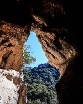 Sardegna: Trekking del carnevale di Mamoiada, tra Mamuthones, Gennargentu e Supramonte